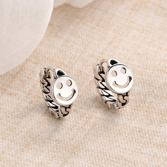 NEW 925 Sterling Silver Smiley Face Hoop Earrings - Picture 6 of 10